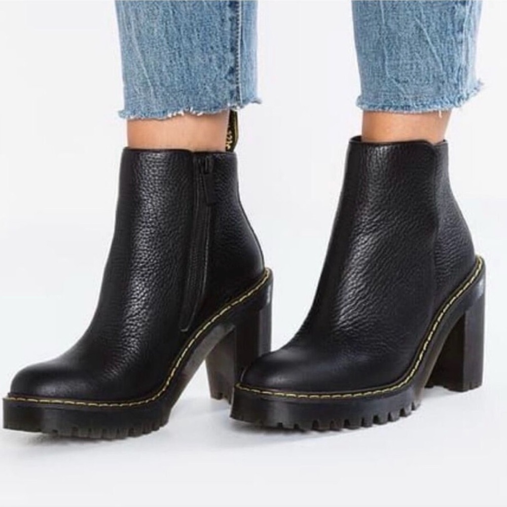 Dr. Martens Magdalena Leather Chunky Boot rare